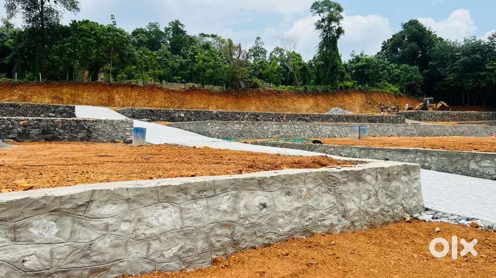 4,5,6 CENT VILLA PLOT LAND FOR SALE AT PALLIKKARA,PERINGALA