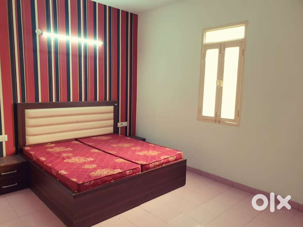 1BEDROOM SET FURNISHED