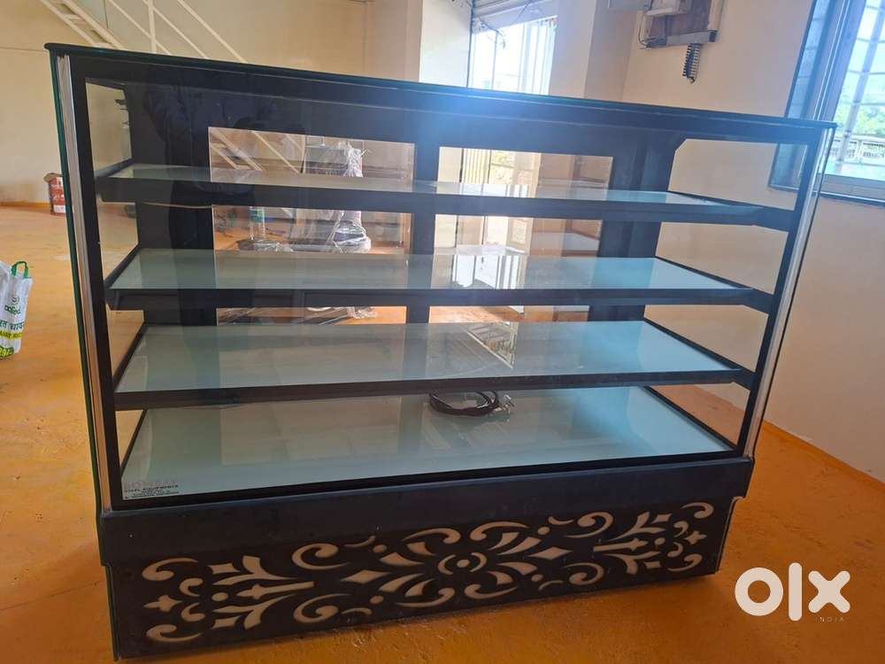 Display counter for bakery