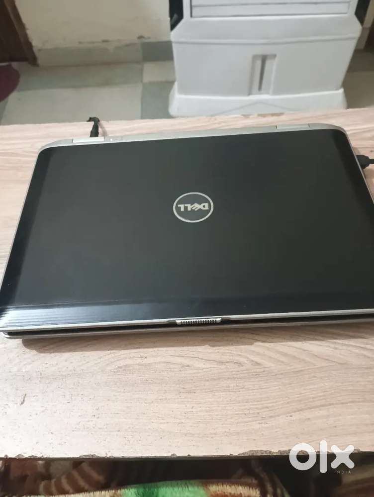 Laptop dell