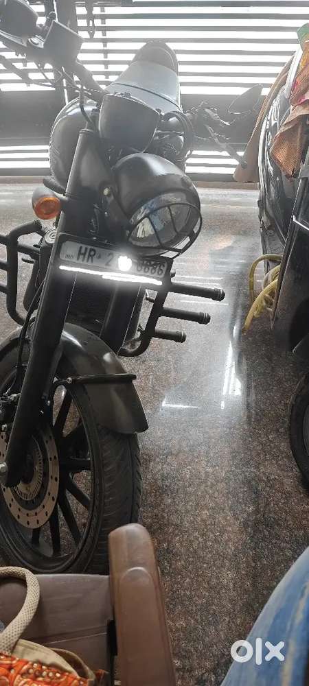 Jawa 42 Dual Abs (Top Model) Fancy Number