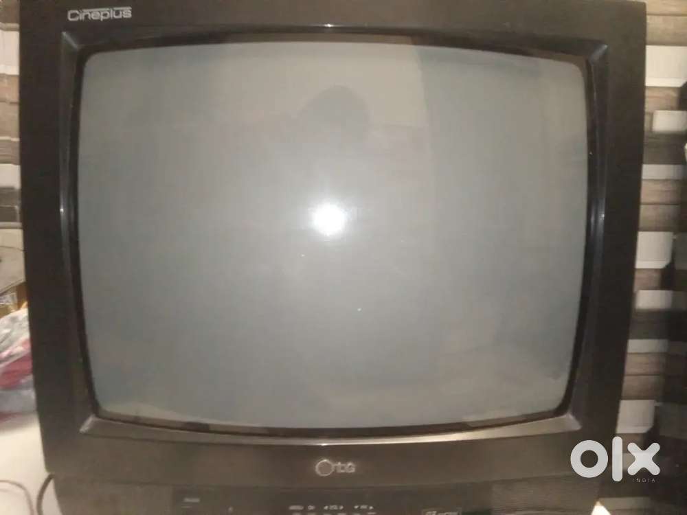 LG Old TV on cheap prize,full working tv