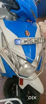 Good condition vicale insurance raning lady use
