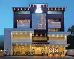 Front Office Manager: English/Hindi/Tamil Speaking