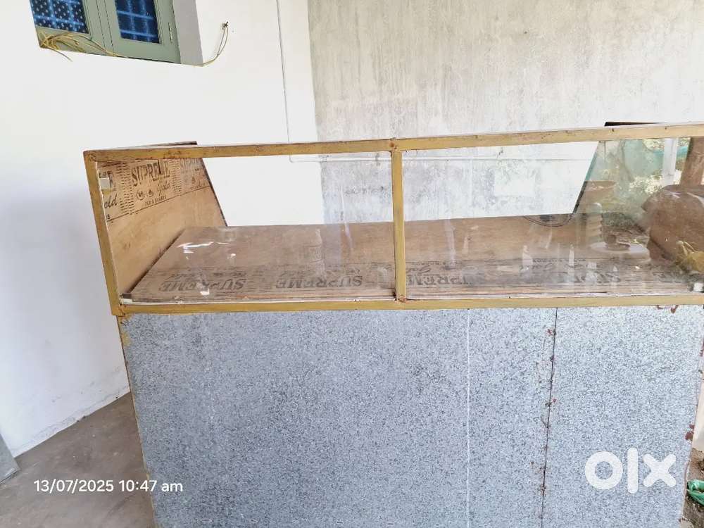 Kitchen accessories, table, paani poori, chat center table,