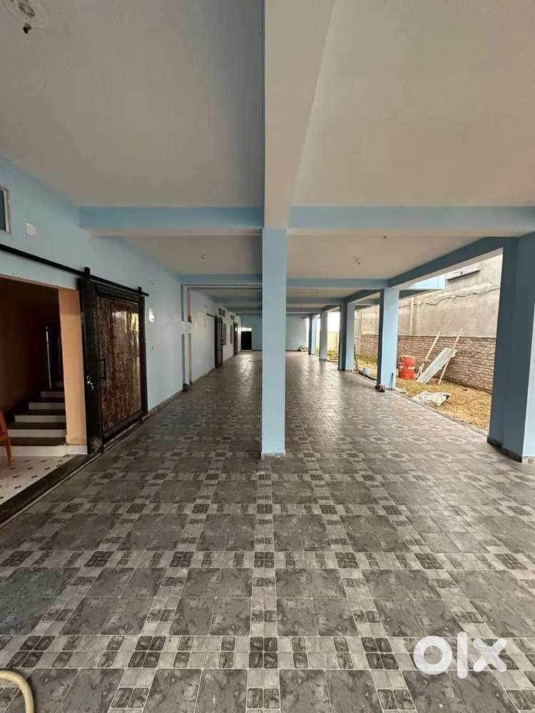 Fully furnished Boys Hostel near Amity University