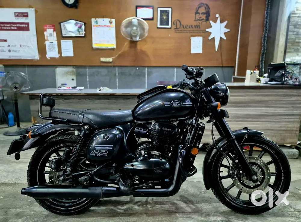 JAWA 42 2.1 2022 FOR SALE ( PAY 10000 AND GET IT IN EMI )