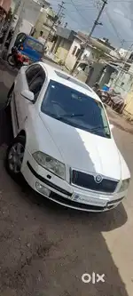 Skoda Laura L and K AT, 2009, Diesel