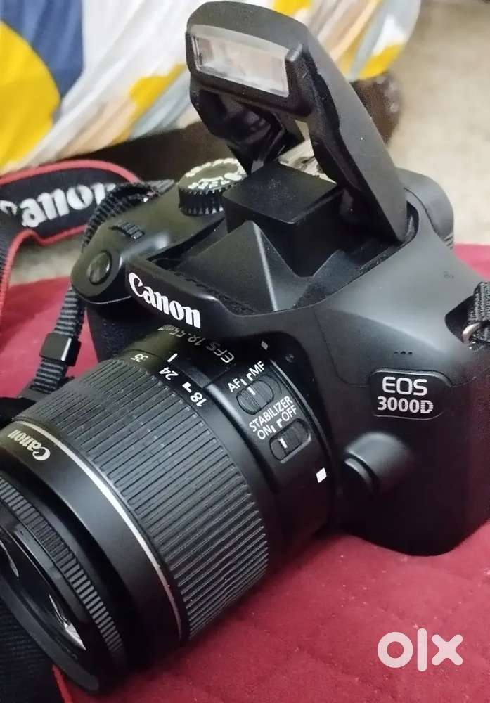 DSLR Canon EOS 3000D