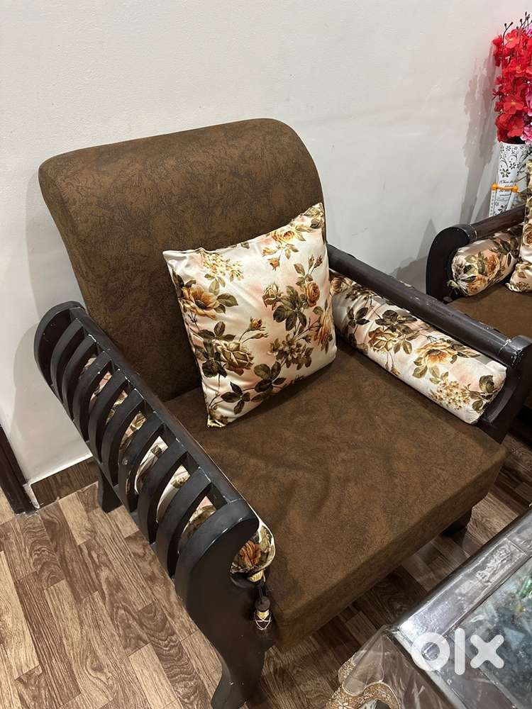5 Seater Sofa Set