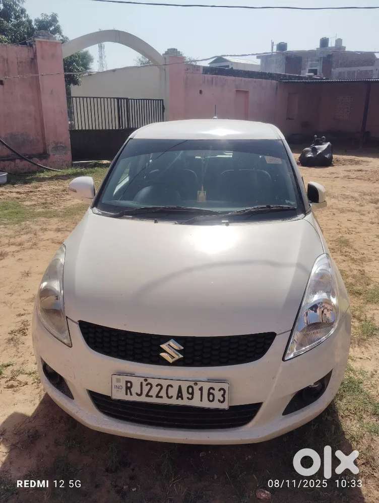 Maruti Suzuki Swift 2015 Diesel 97000 Km Driven