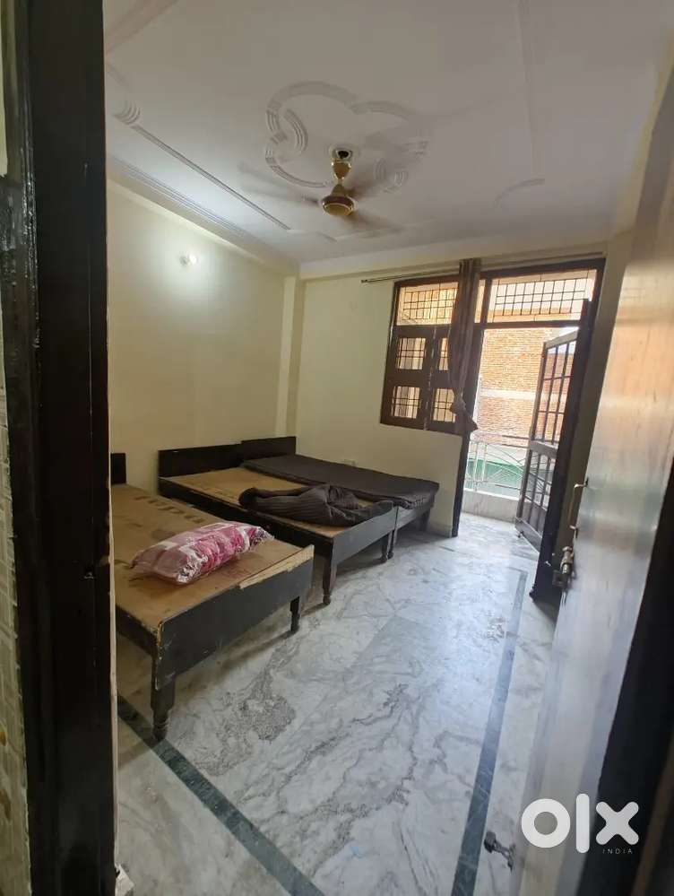 TWO BHK FLATS FOR RENT WITH BALCONY