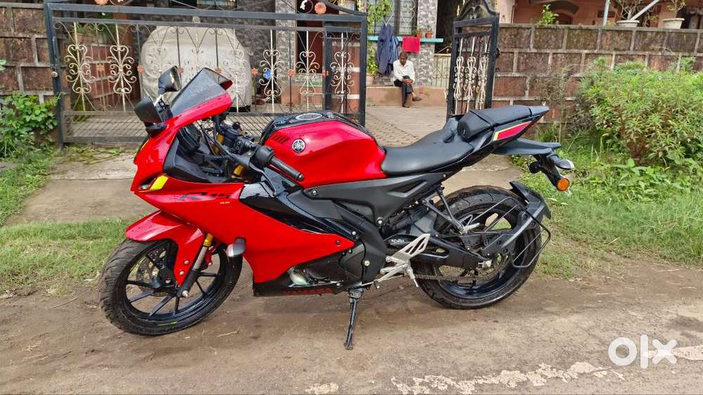 Yamaha R15 V4.0