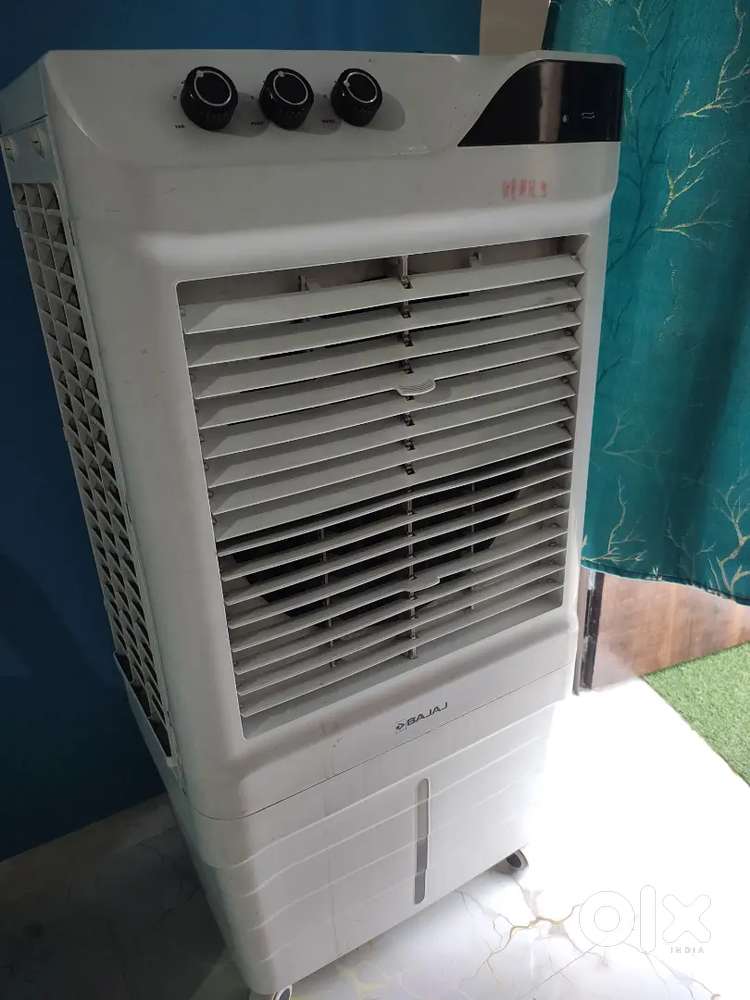 Bajaj cooler