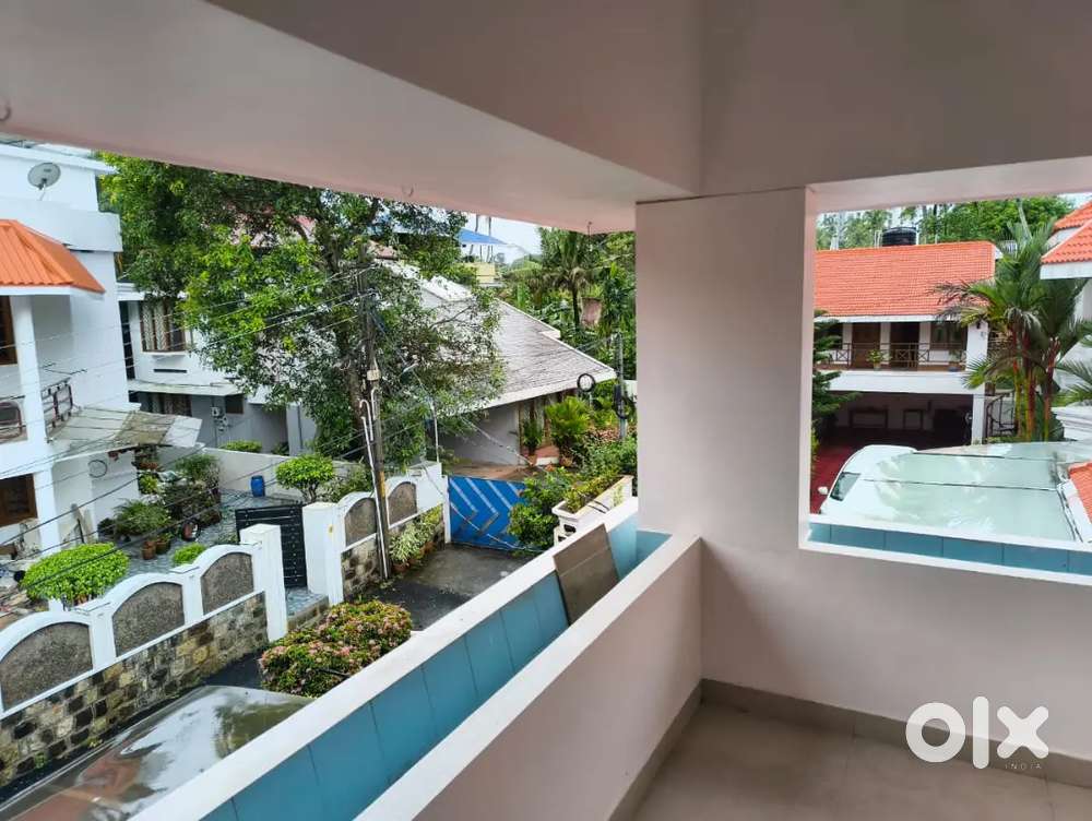 Kowdiar 3Bhk Upstair House.. Preferred Employee Families..