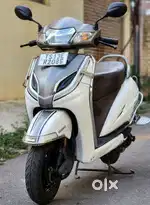 Want to sell my activa 5g