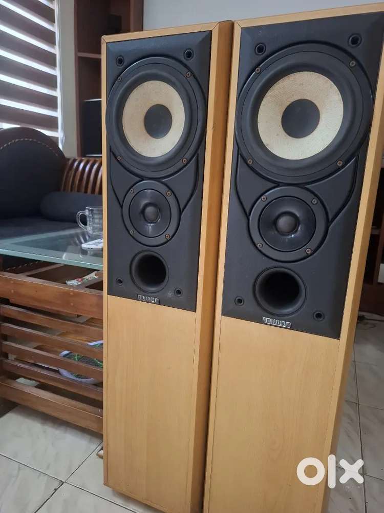 Mission 702 e England speakers