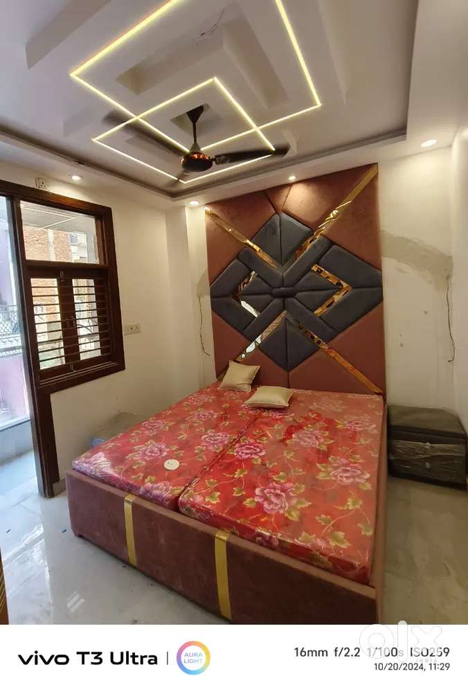 58gaj Ground floor 2 side open 2bhk
