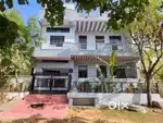 Individual 3 bhk for rent.