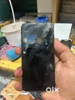Iphone 7 in good condition but iCloud locked
