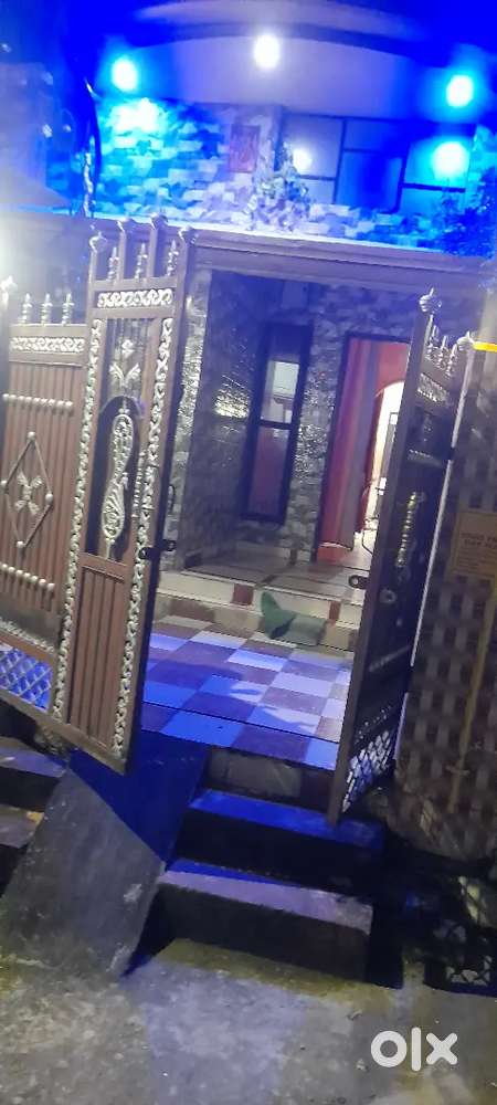 Urgentsale kam rate property  banjarawala5100000 mai mdda pass 88 gaz