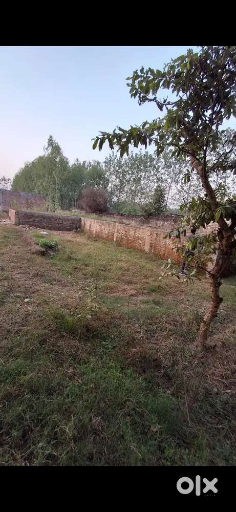 L - Corner shop On Highway on Gagaoh road