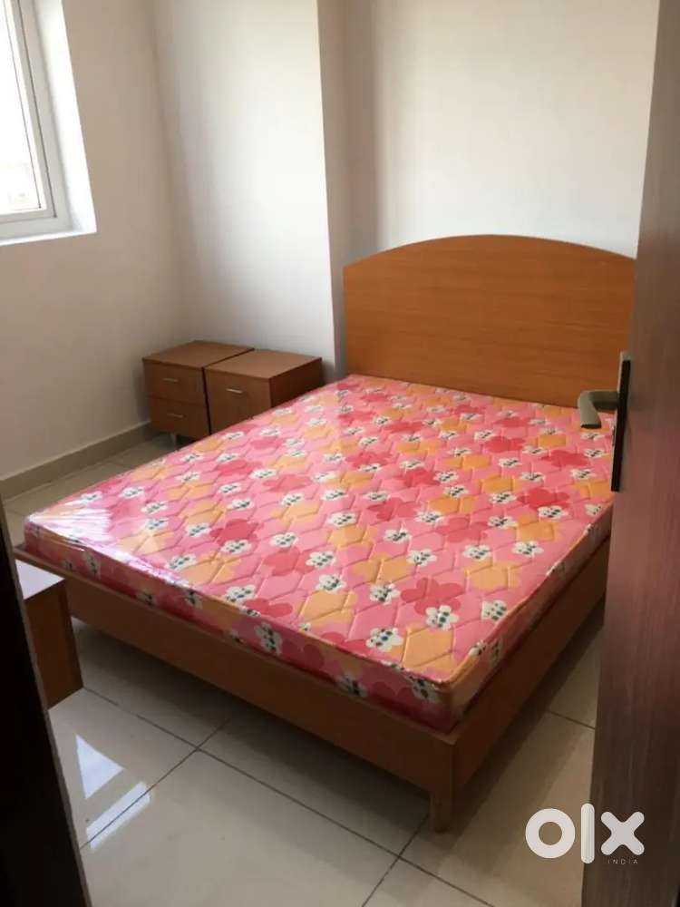 SOHO Ready To Move Fully Furnished