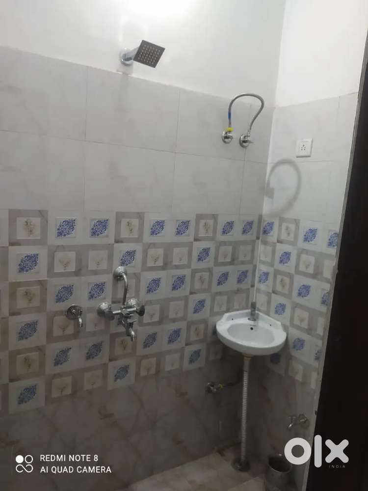 Married Family only 1 room set (Room, kitchen,hall, washroom) Seprate