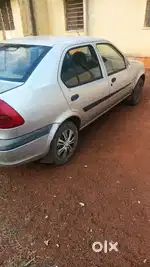 Ford Ikon 2006