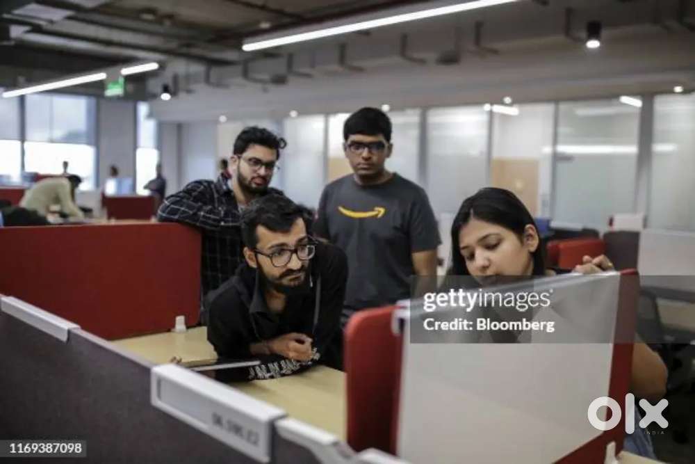 Female personal secretary position