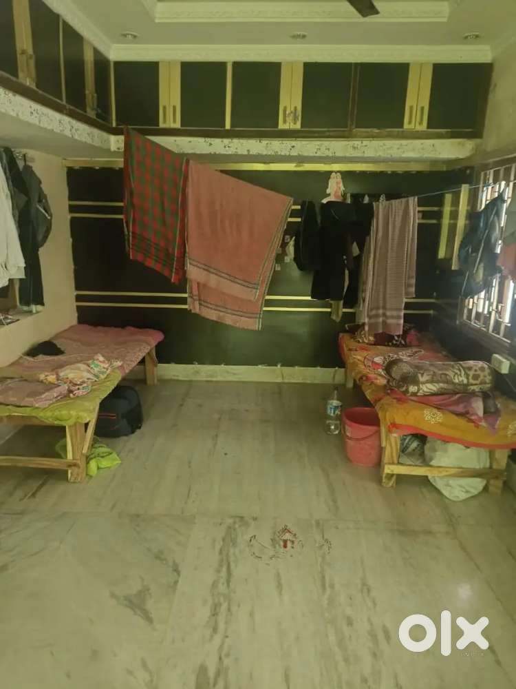 DD boys hostel