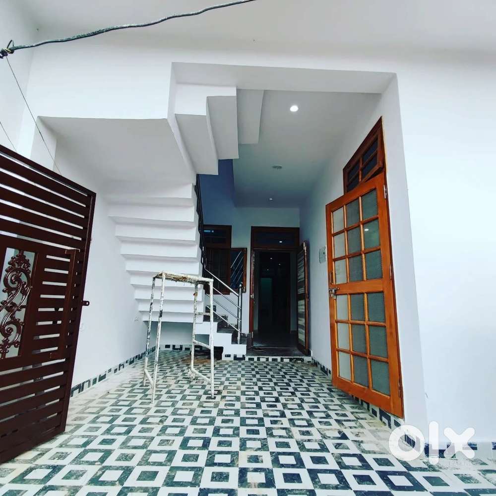 2 BHK fully independent house on rent in Safedabad, Lucknow