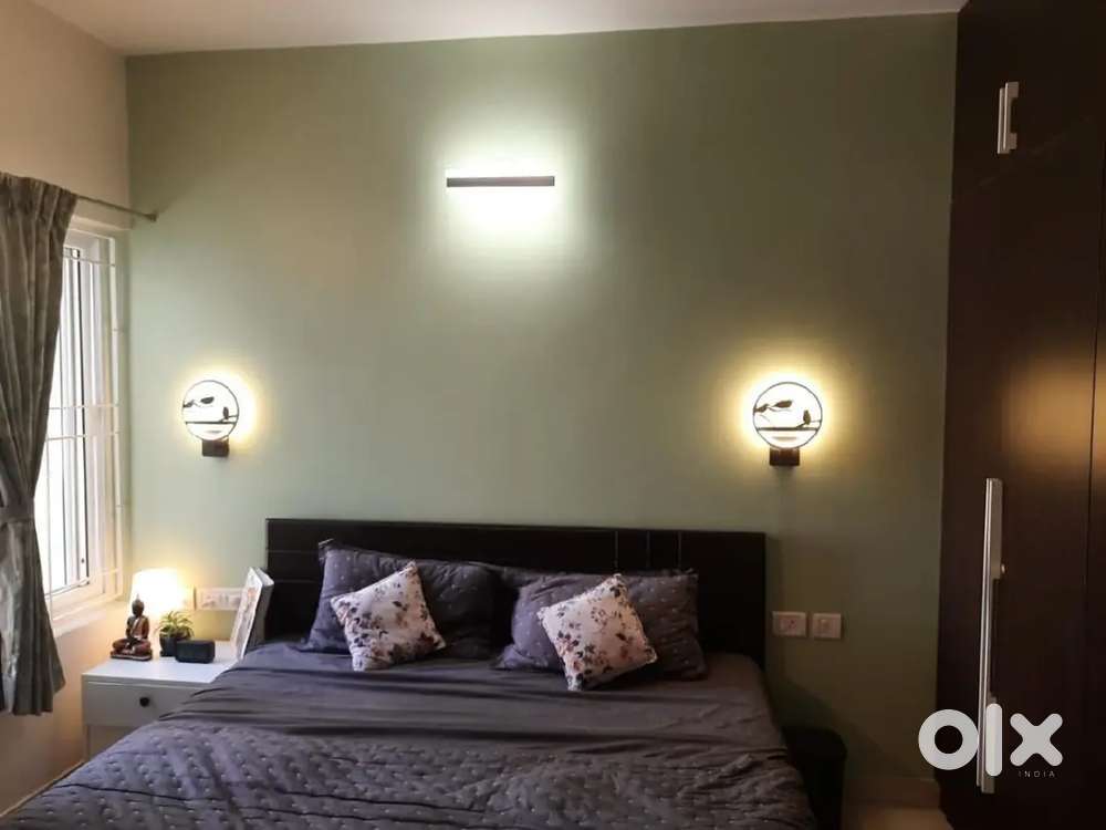 3 BHK Semifurnished Flat