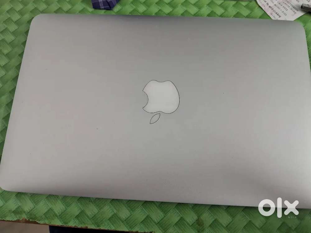 Apple Macbook Air Early 2015