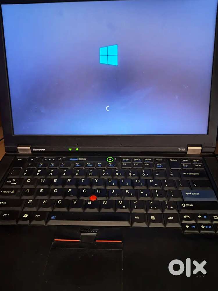 Thinkpad T410 laptop 8GB RAM/ 320GB hard disk