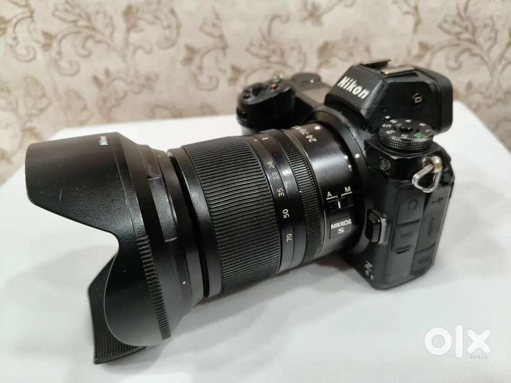 Sale Nikon Z6 24.70 lens 64gb card reader 2 btry chrger no bill box