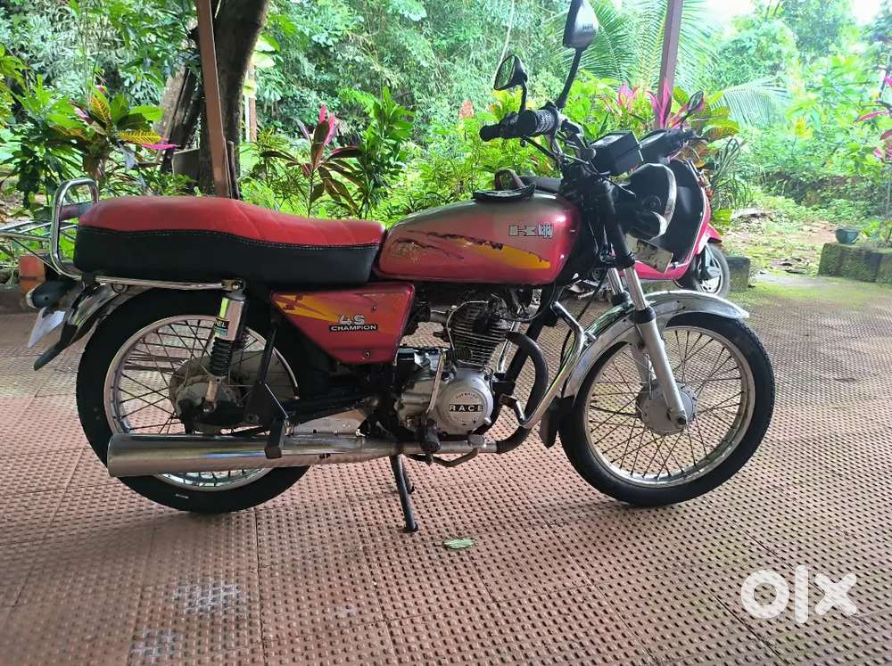 Bajaj 4S Champion Kawasaki – Well Maintained, New Tyres & Headlight