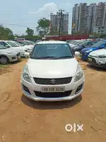 Maruti Suzuki Swift VXi + Manual, 2016, Petrol