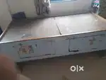 Good condition single bed