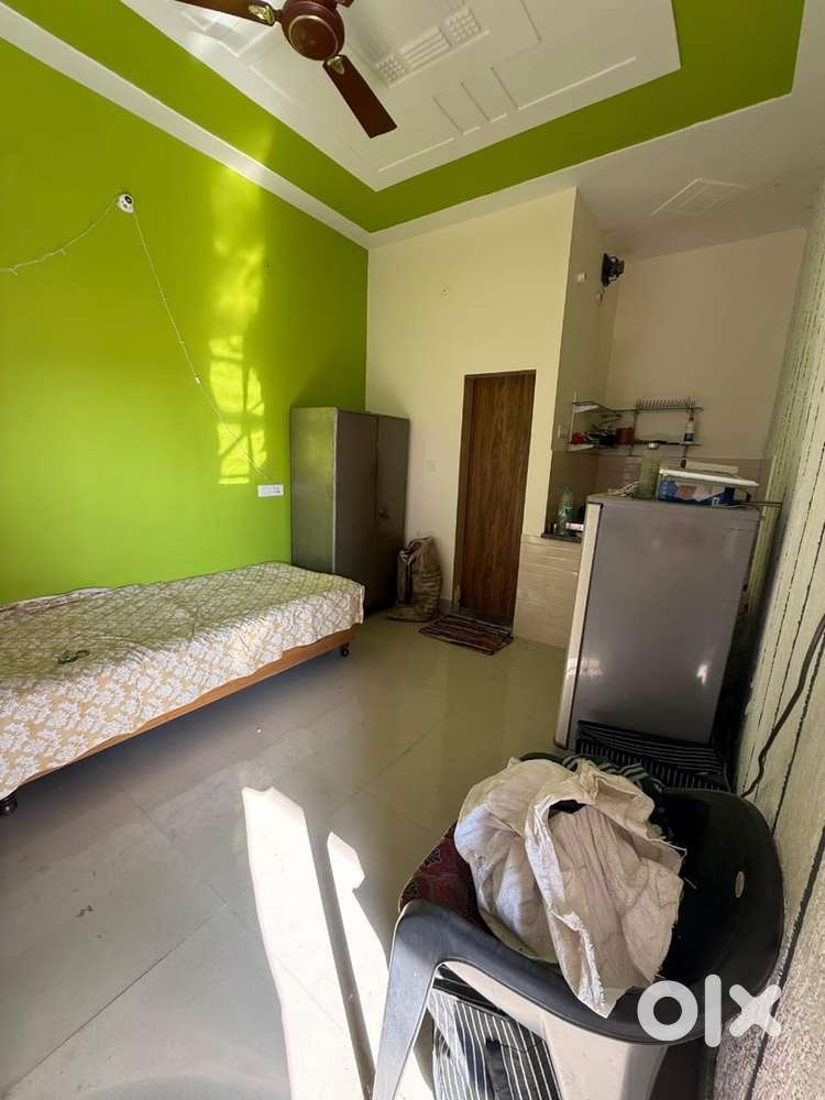 One room set for rent with attached bathroom and kitchen