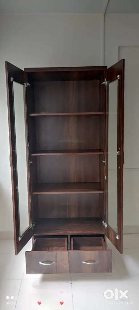 Factory Sale Brand new Kitchen Cabinet for sale with glass doors