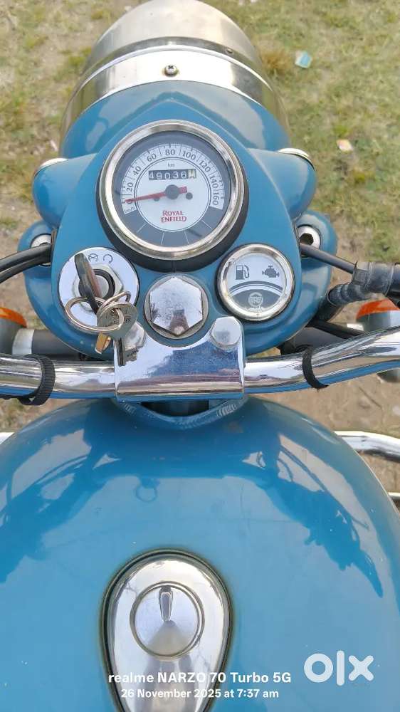 ROYAL ENFIELD CLASSIC 500