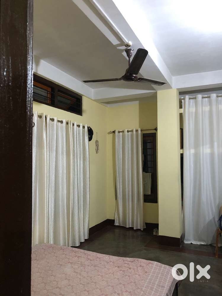 2bhk flat female roomate for rent in ulubari