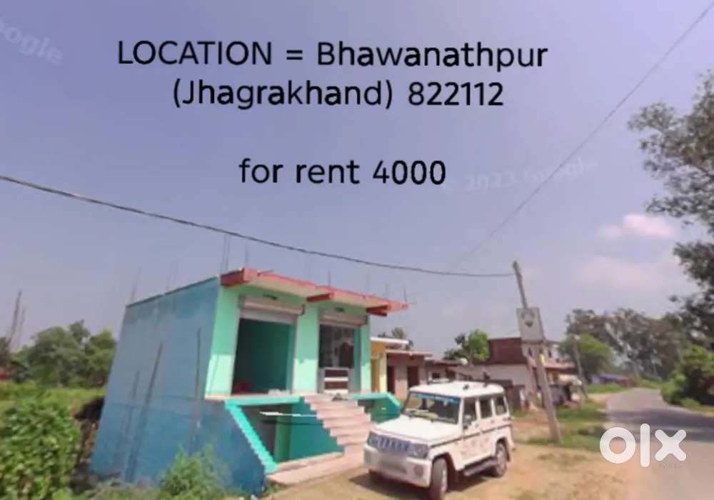 Bhut bda h aacha space h shop k liye best hai