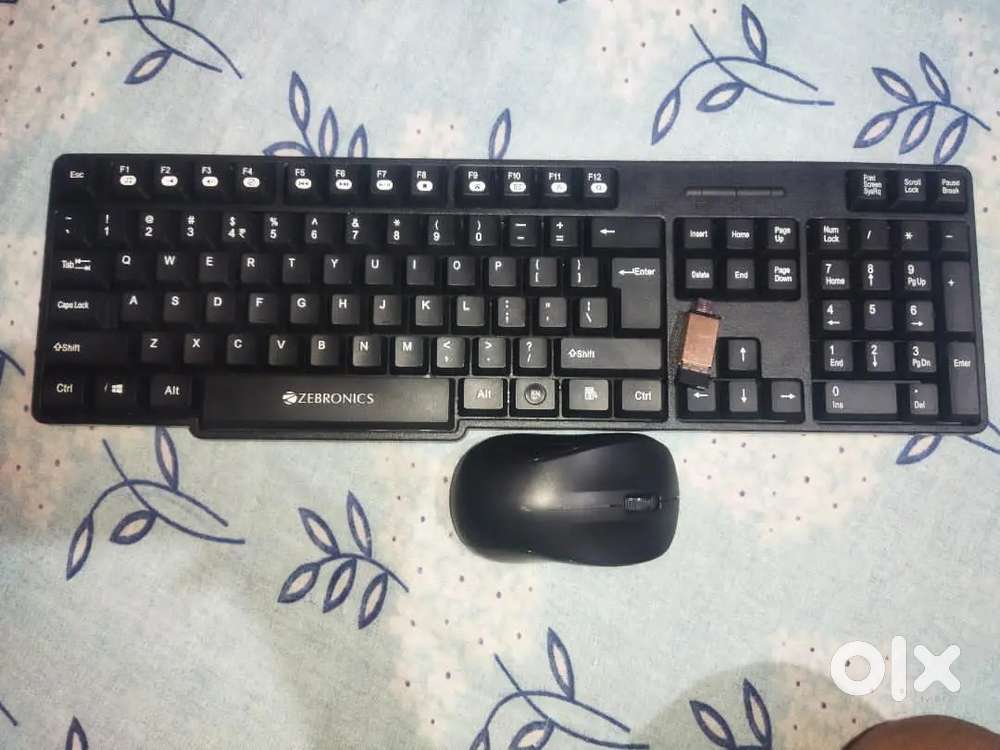 Keyboard mause 1 month old