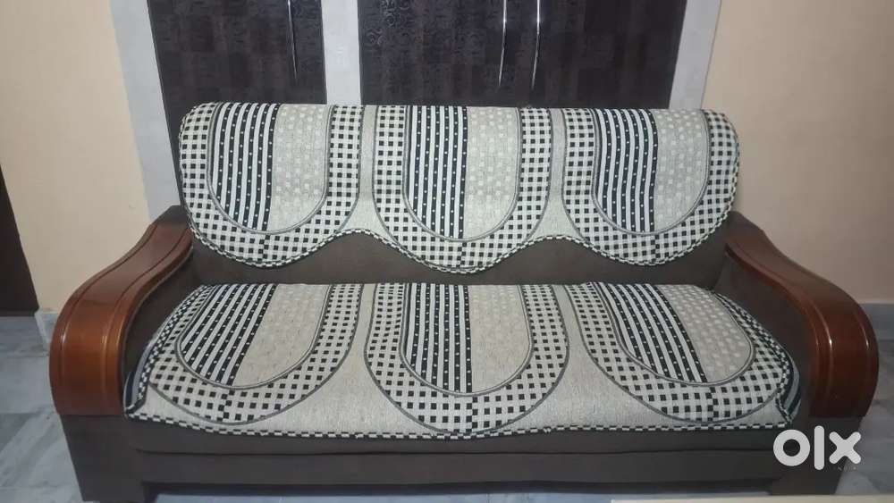 Sofa set of 5 sitting