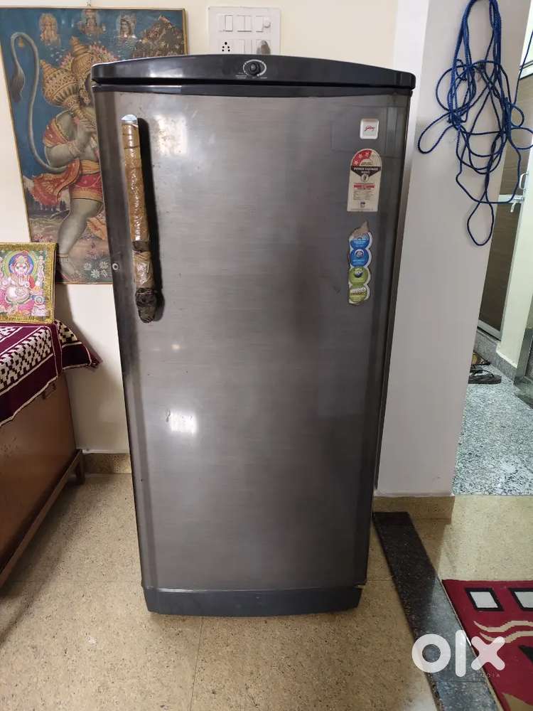 Godrej 303L / 286L Single Door Refrigerator with Inbuilt Freezer