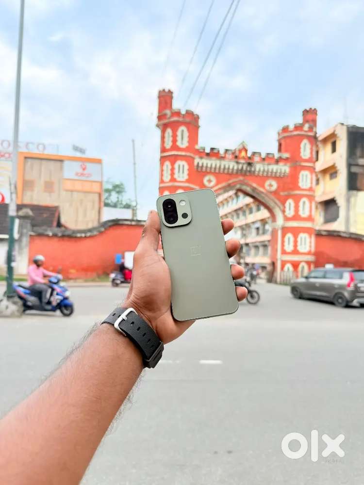 one plus 13 s 12 gb 256 gb green colour just open piece