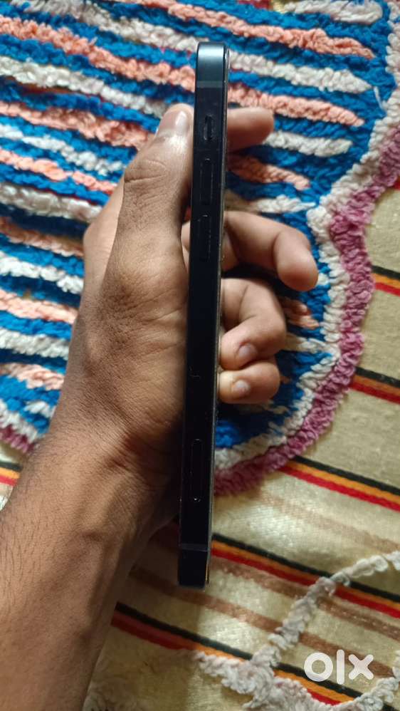 Iphone 12 with bill box price slightly negotiable