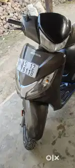 All good.. single hand scooty All paper oky